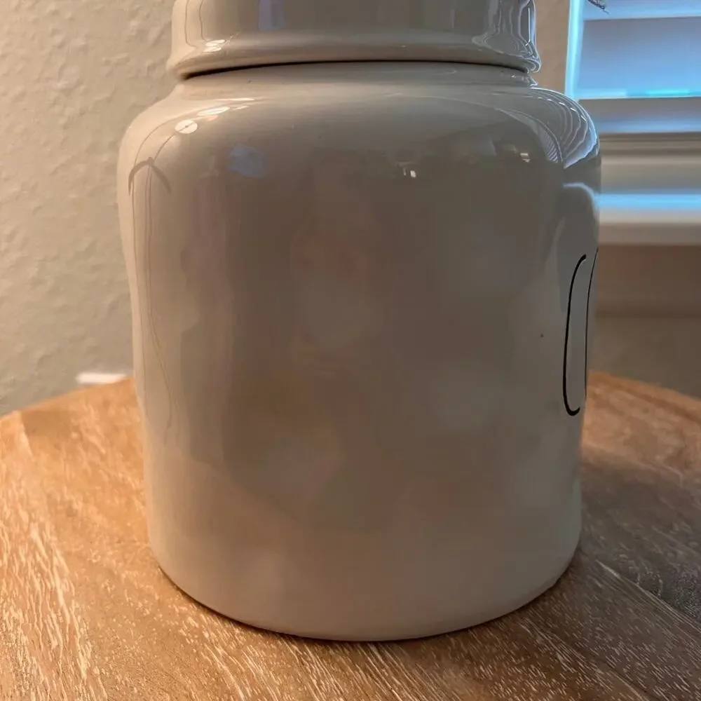 2018-2019 Rae Dunn Cookies canister